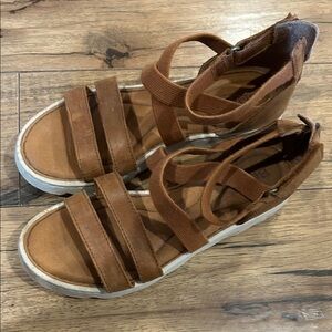 Born Tan Strappy Sandals